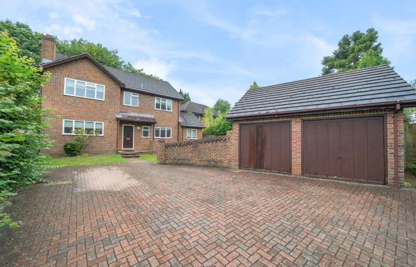 Augustus Gardens, Camberley